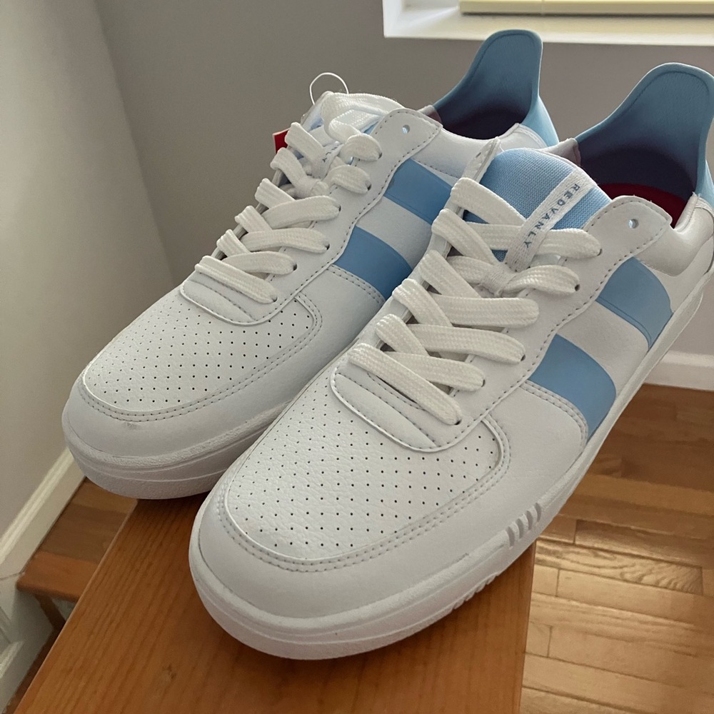 Redvanley Contender spikeless golf shoes. - Picture 2 of 4